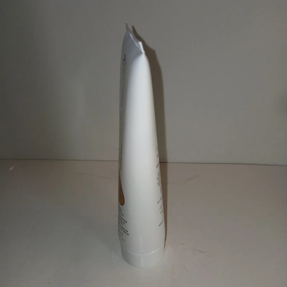 Hand Cream - Picture 3 of 3